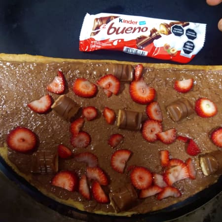 Crepa de Kinder Bueno, Fresas y NUTELLA