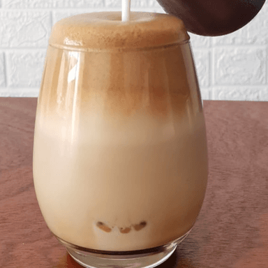 Dalgona Coffe
