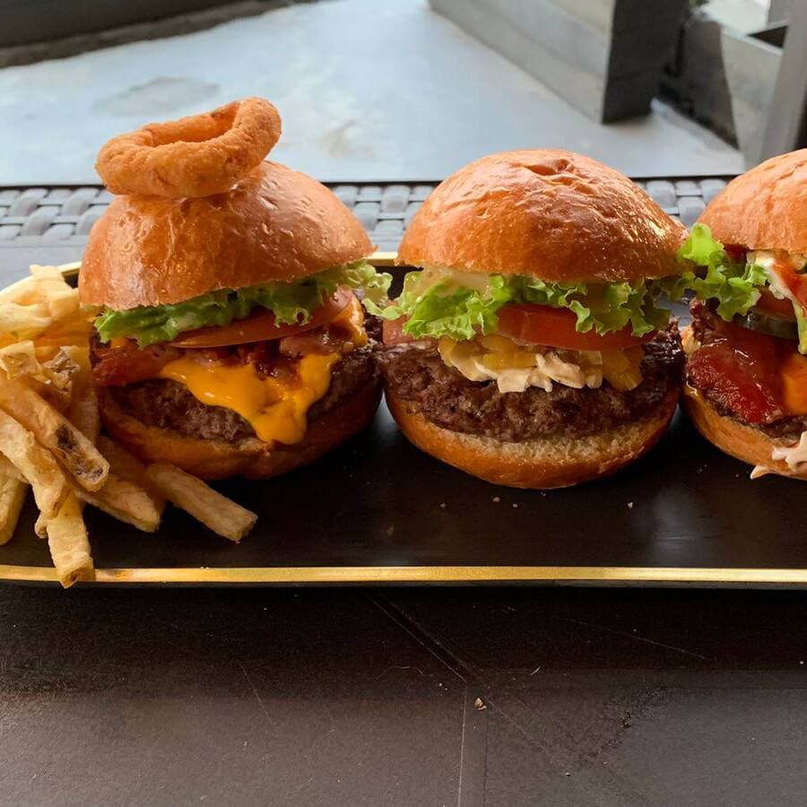 Mini Burgers X3 + Acompañante