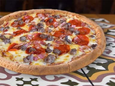 Pizza Familiar Triple Meat