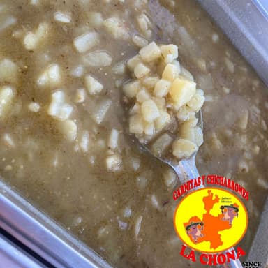 Gordita de Papas en Chile Verde