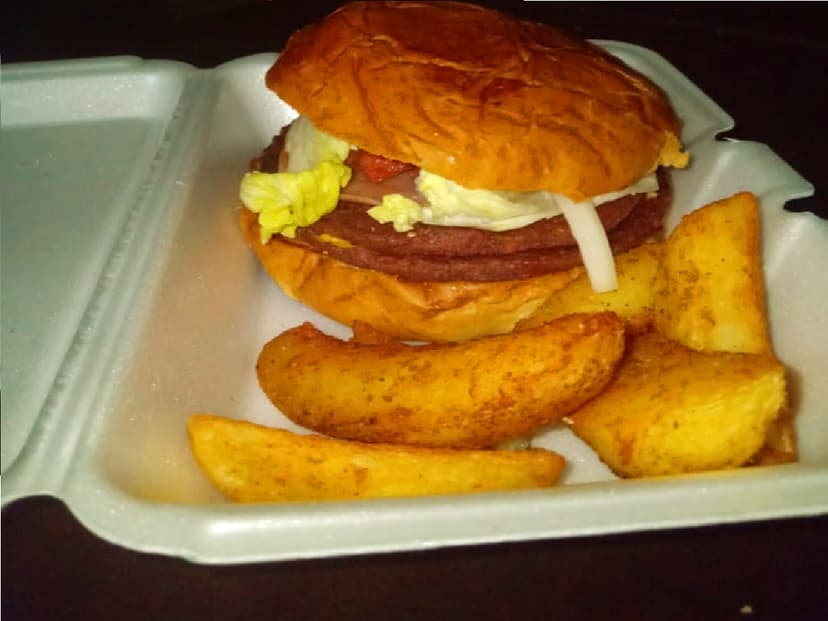 Hamburgesas Y Hot-Dogs Carlos