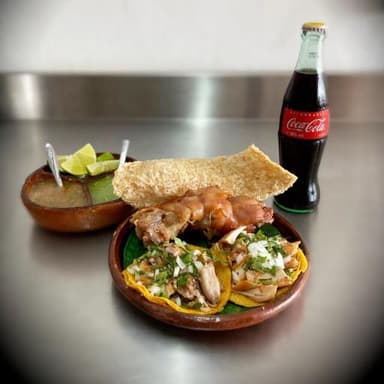 1/2 kg carnitas (costilla)
