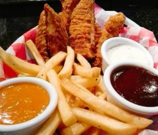 6TIRAS DE POLLO EMPANIZADA