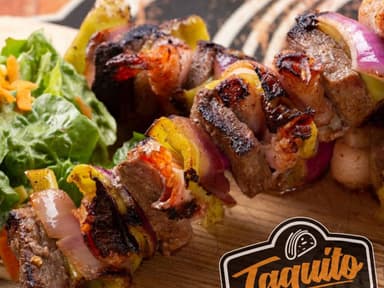 Brochetas Mar y Tierra
