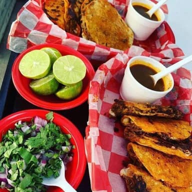 Sándwich Y Taco