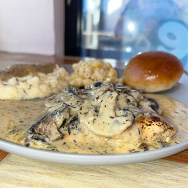 Pechuga en Crema de Champiñones