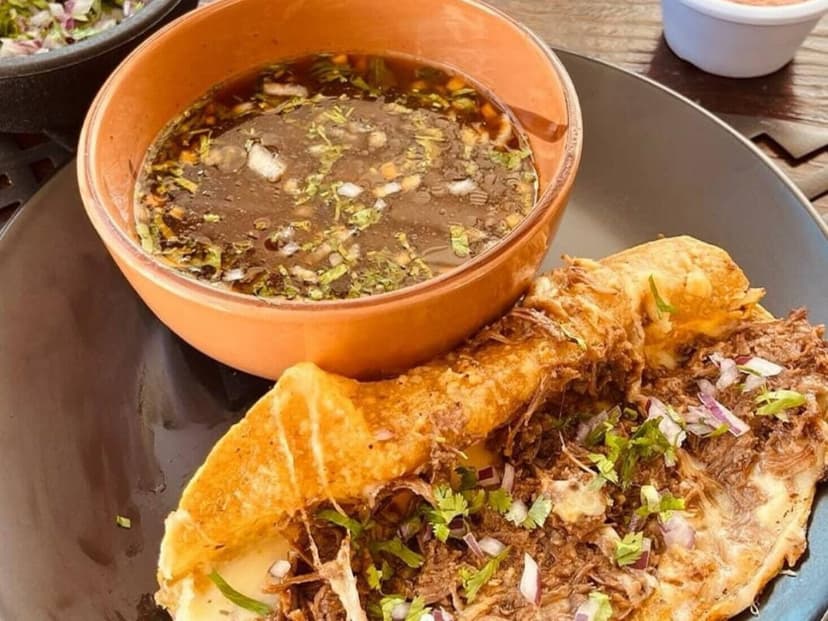 Birria San Pedro (Tacos, Flautas y Más)