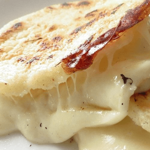 Arepa con Queso