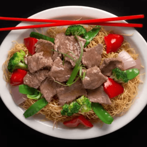 Tallarín con Carne de Res