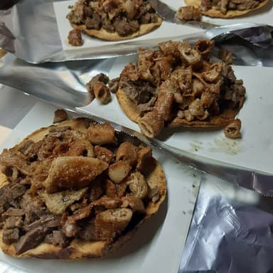 Tostada Campechana ( Asada & Tripa )