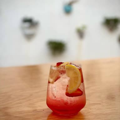 Limonada Fresas y Rosas