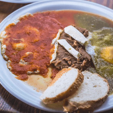 Huevos Divorciados