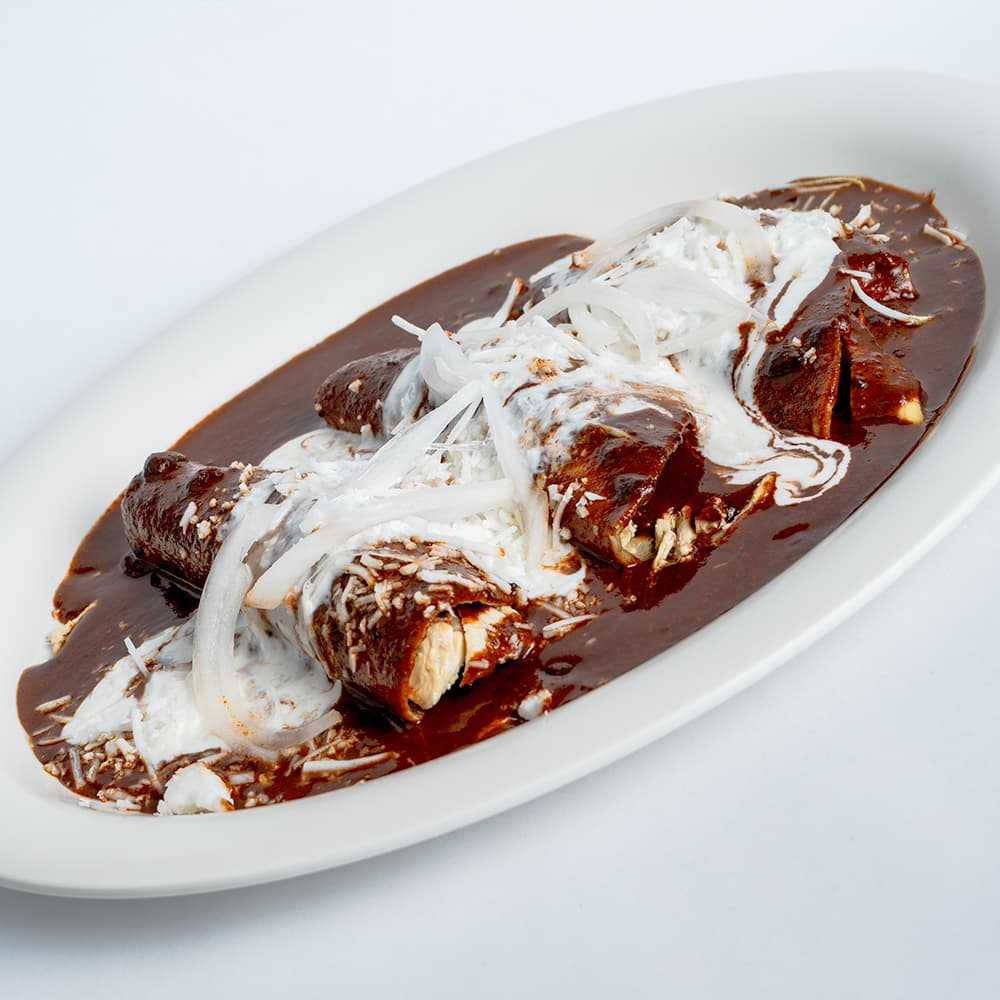 Enchiladas de mole poblano