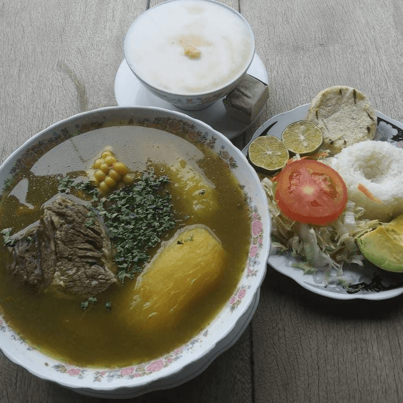 Sancocho de Res