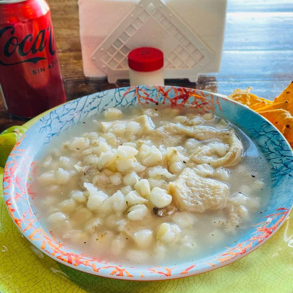 Menudo + Agua Fresca Gratis