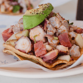 Tostada Ceviche Mixta