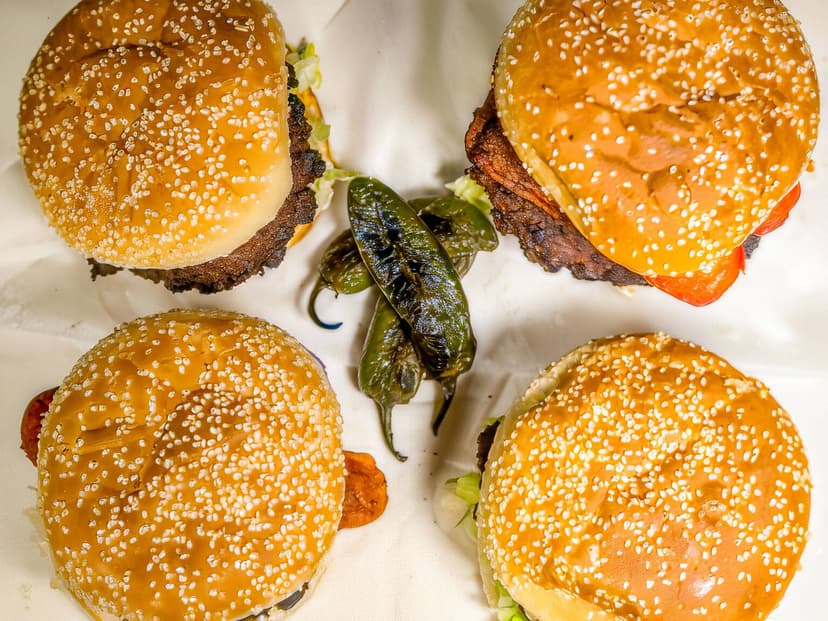 Hamburguesas al Carbón El Mirador
