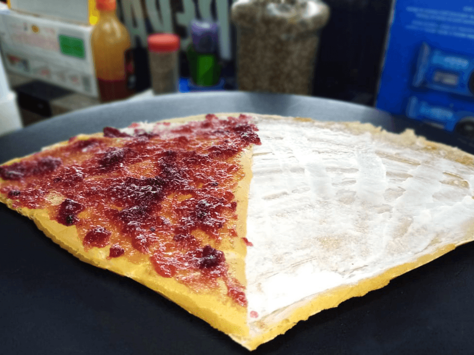 Crepa de Philadelphia y Mermelada de Zarzamora