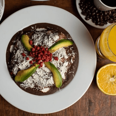 DESAYUNO DOÑA LALA (ENFRIJOLADAS LALA)