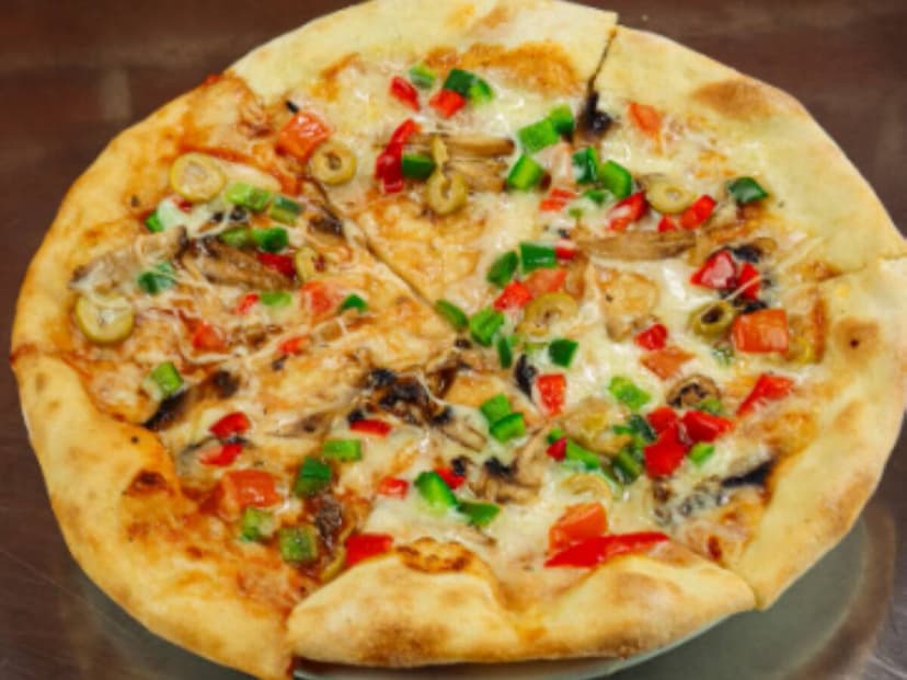 Culantros Pizza