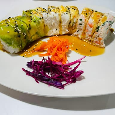 Combo-Rainbow Roll + Soda Pepsi