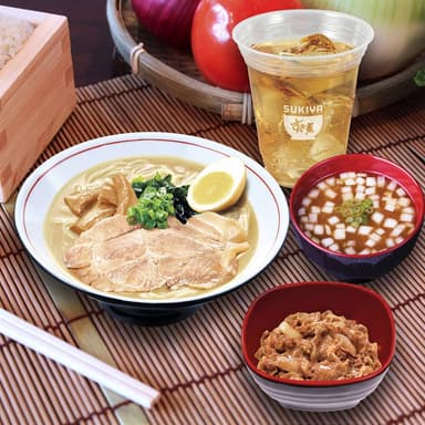Tonkotsu Ramen Combo Carne a la Japonesa