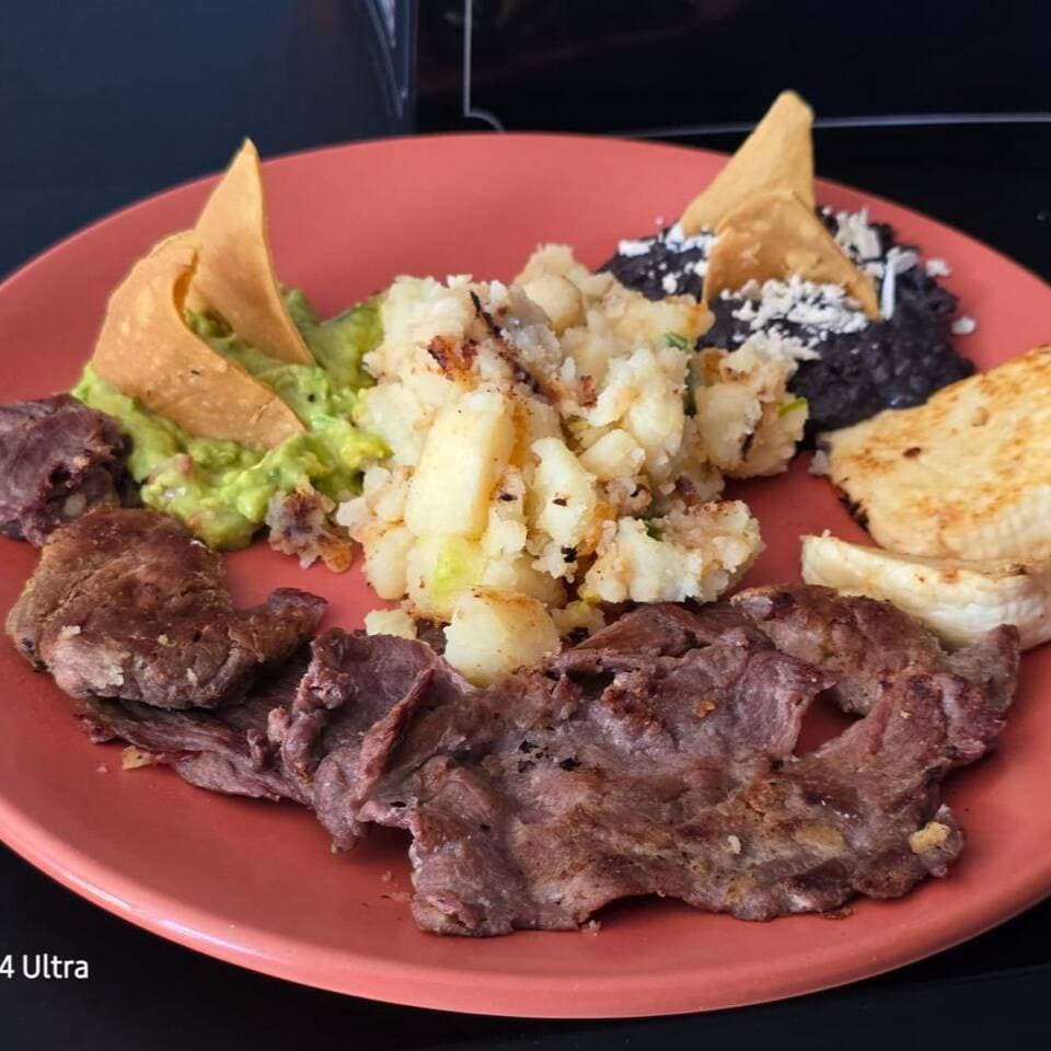 PLATO MIXTO (ARRACHERA O CECINA)