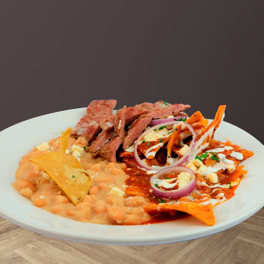 Chilaquiles con Arrachera