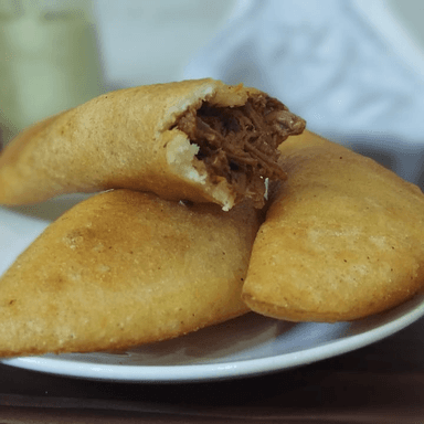 3 Empanadas de Carne Mechada