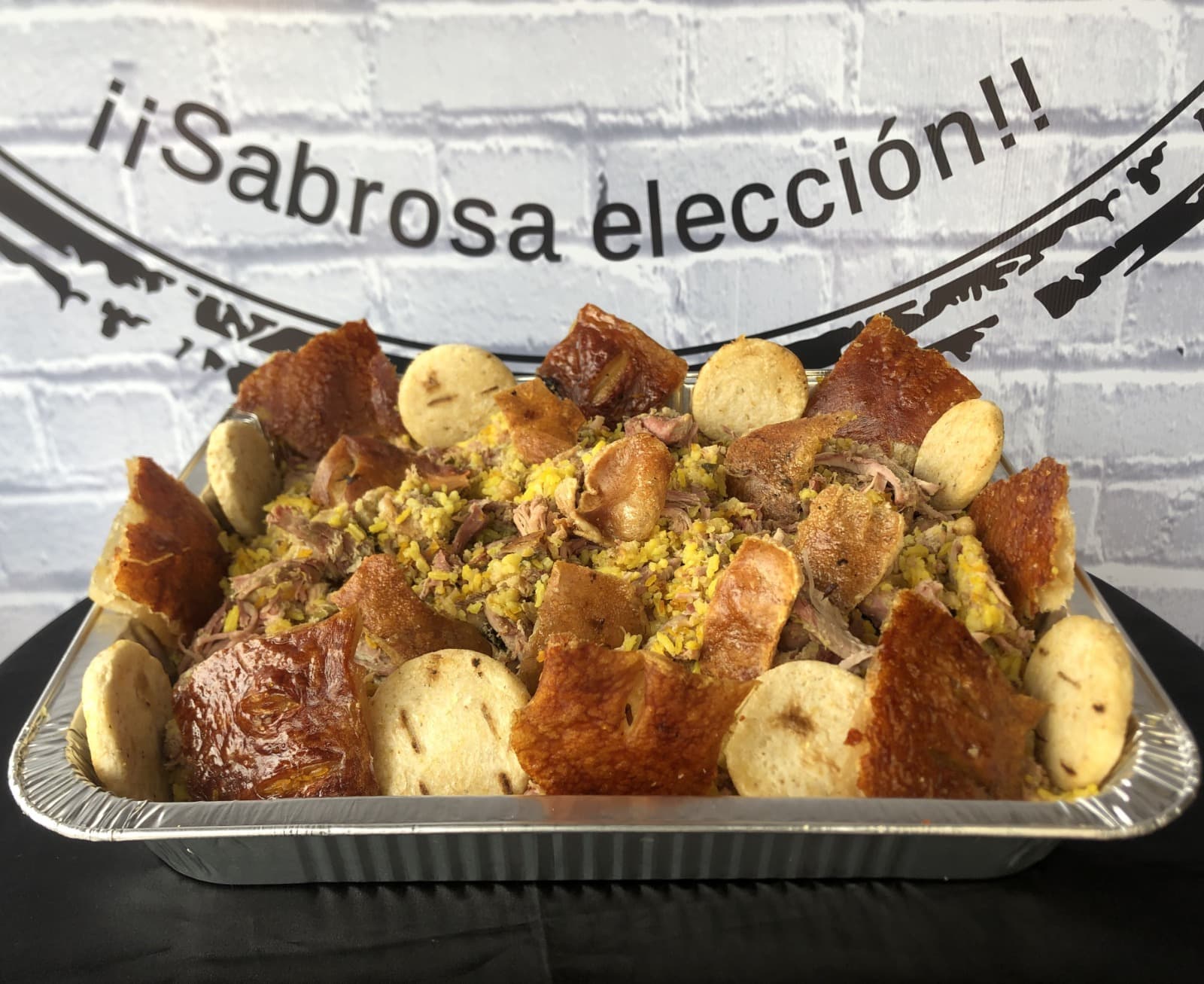 Bandeja 2.400 gr Lechona