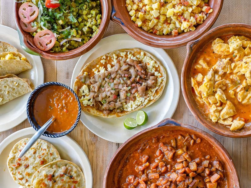 Antojitos Las Cazuelas
