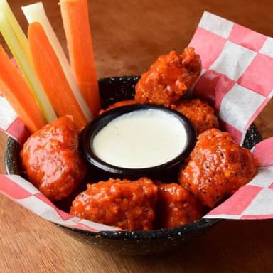 7 PIEZAS BONELESS