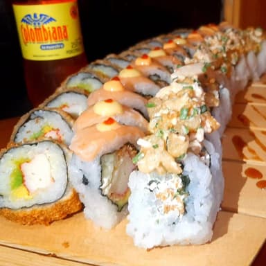 COMBO 3 SABORES + GASEOSA.