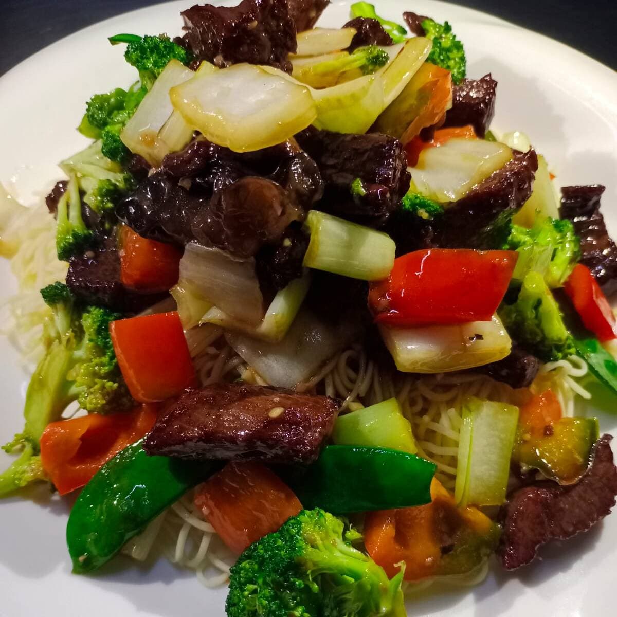 Tallarín con Carne