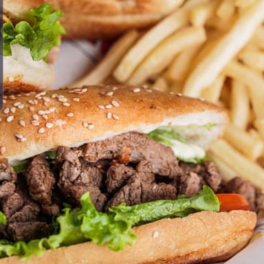 2 Tortas de Carne Asada