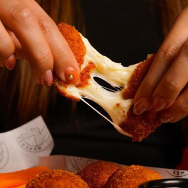 BOLITA DE QUESO