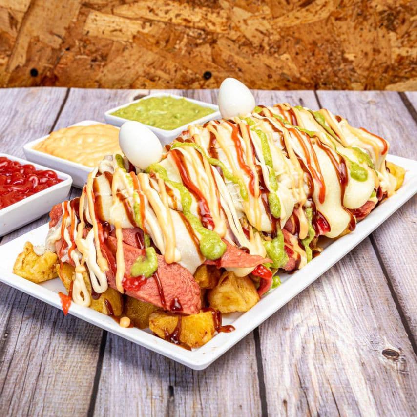 Salchipapa Gratinada 2 Personas