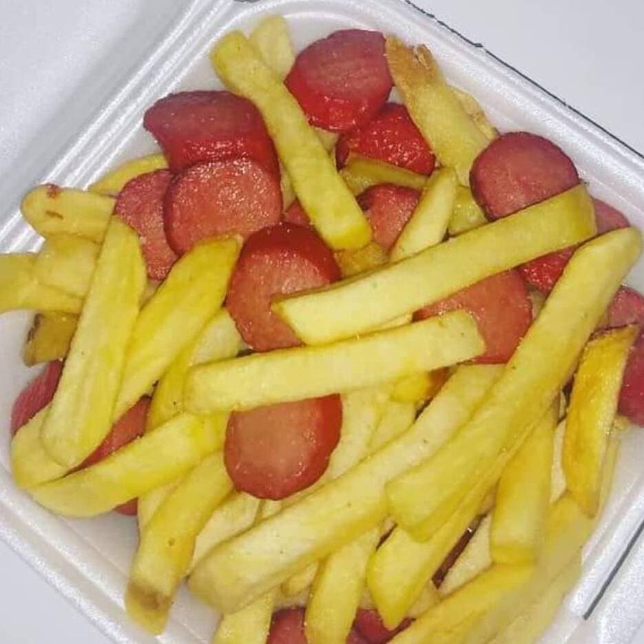 SALCHIPAPAS