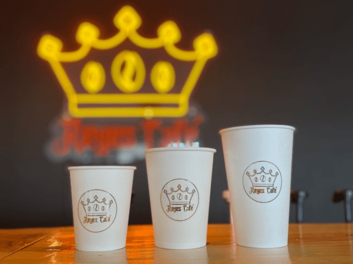 Reyes Café