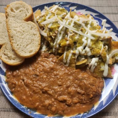 Chilaquiles con Pollo