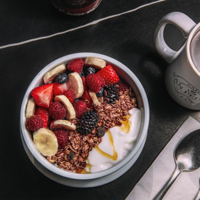BOWL DE FRUTOS ROJOS