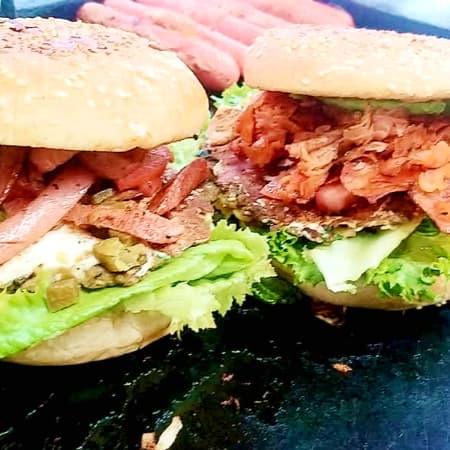 HAMBURGUESA MAZATLECA