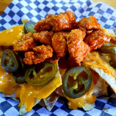 Nachos Con Boneless