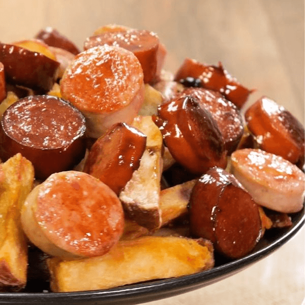 Salchipapa Mixta