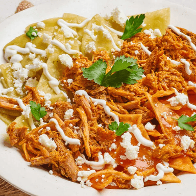 Chilaquiles Divorciados Con Pollo Incluido