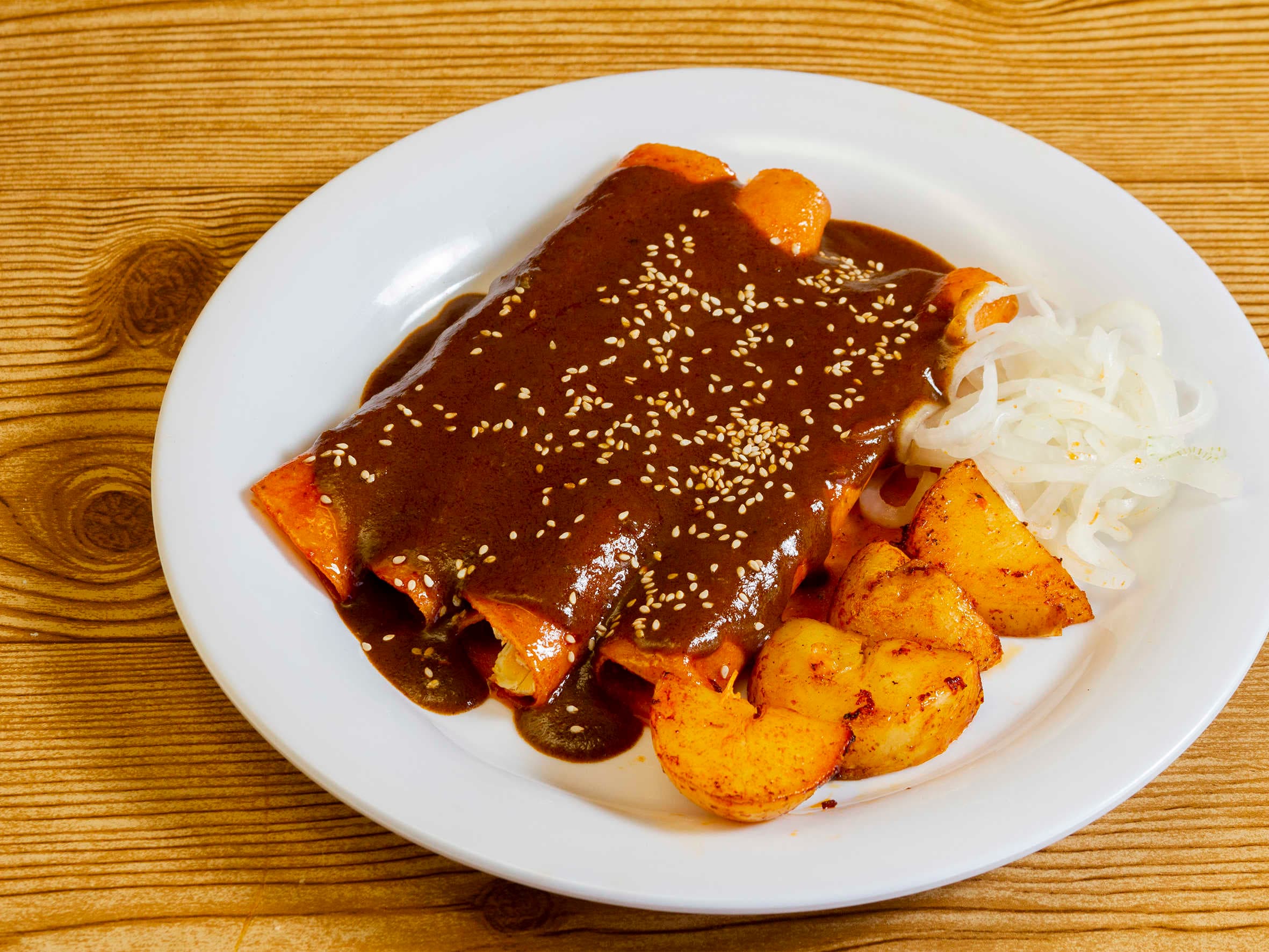 Enchiladas Sencillas con Mole