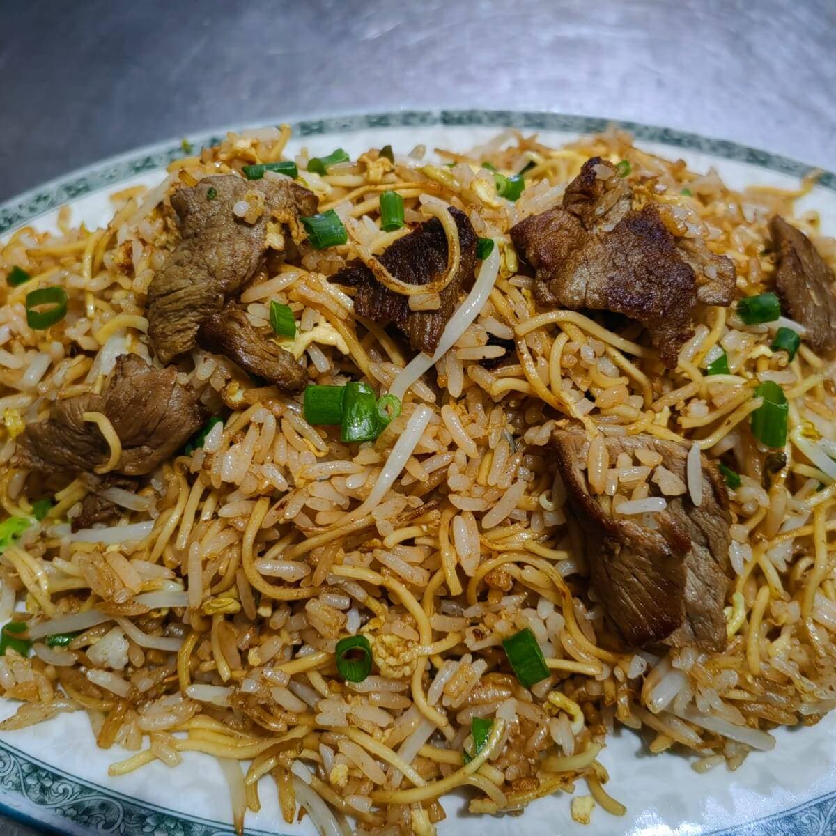 Aeropuerto con Carne Menú