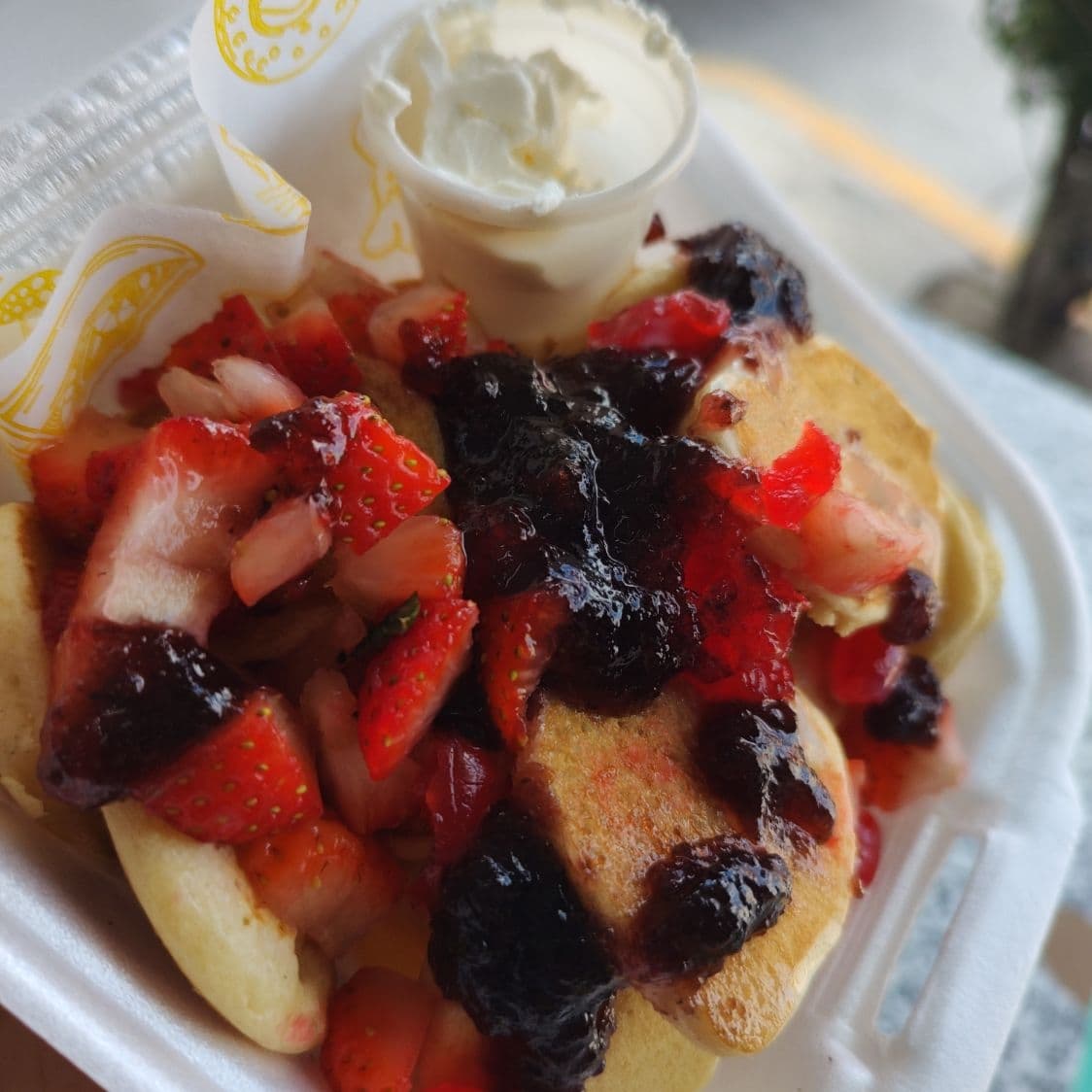 Mini Hot Cakes Frutos Rojos