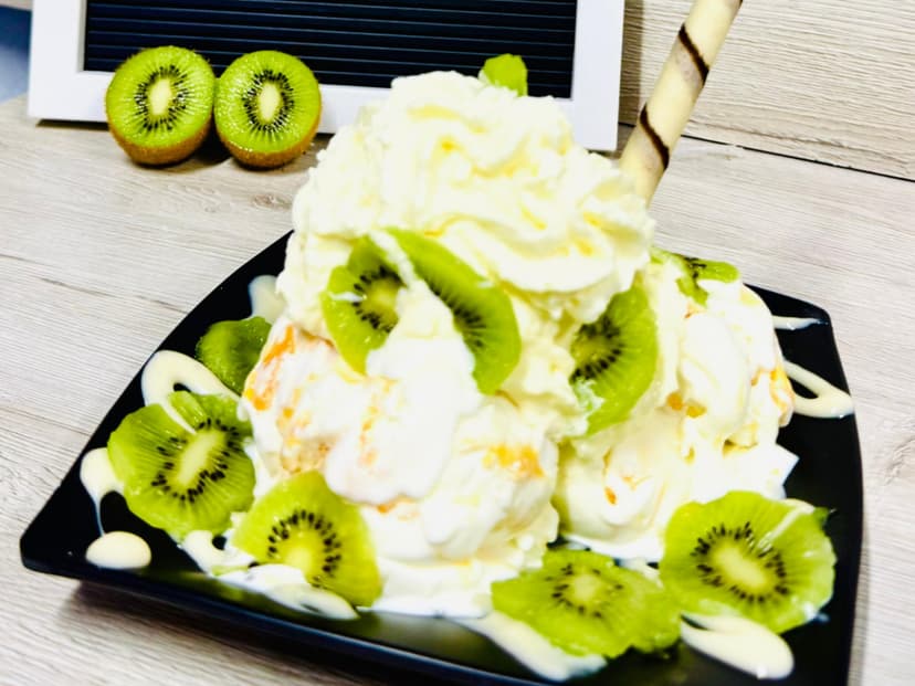 Frutas y Helados Blessings
